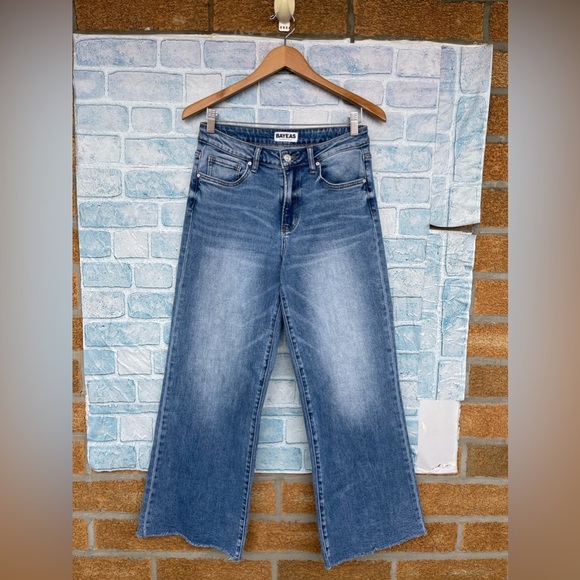 BAYEAS High -Rise Wide Leg Jeans with Frayed Hem size 28 - Picture 1 of 8